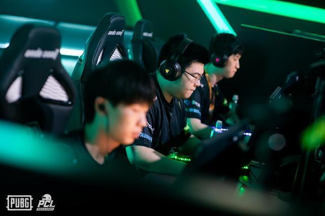 报公布的首 报公布的首