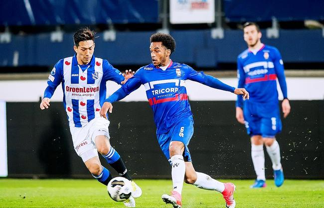 伍数量众多 伍数量众多