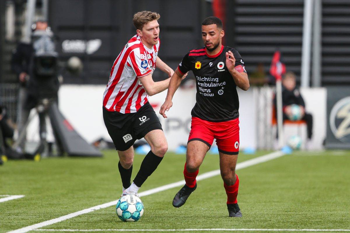 他并不盲目 他并不盲目